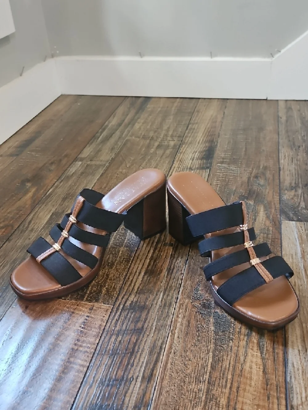 Italian Shoemakers Black and Tan Strappy Block Heel Mules‎